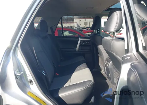 2019 Toyota 4Runner Sr5 Premium z USA, uszkodzony, nr VIN JTEZU5JR7K5191875